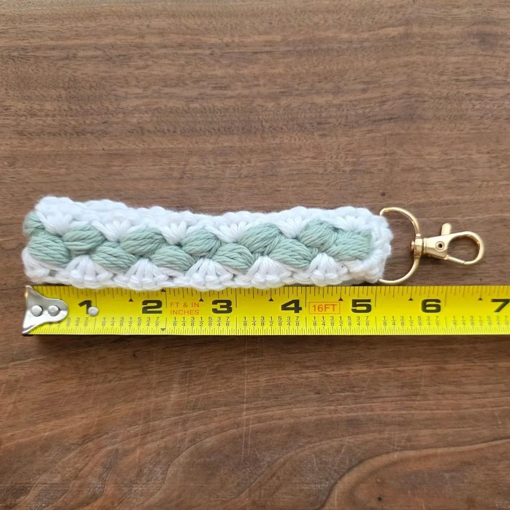 Handmade Crochet Wristlet Key Fob Lanyard Seafoam Green White Gold Clasp NEW